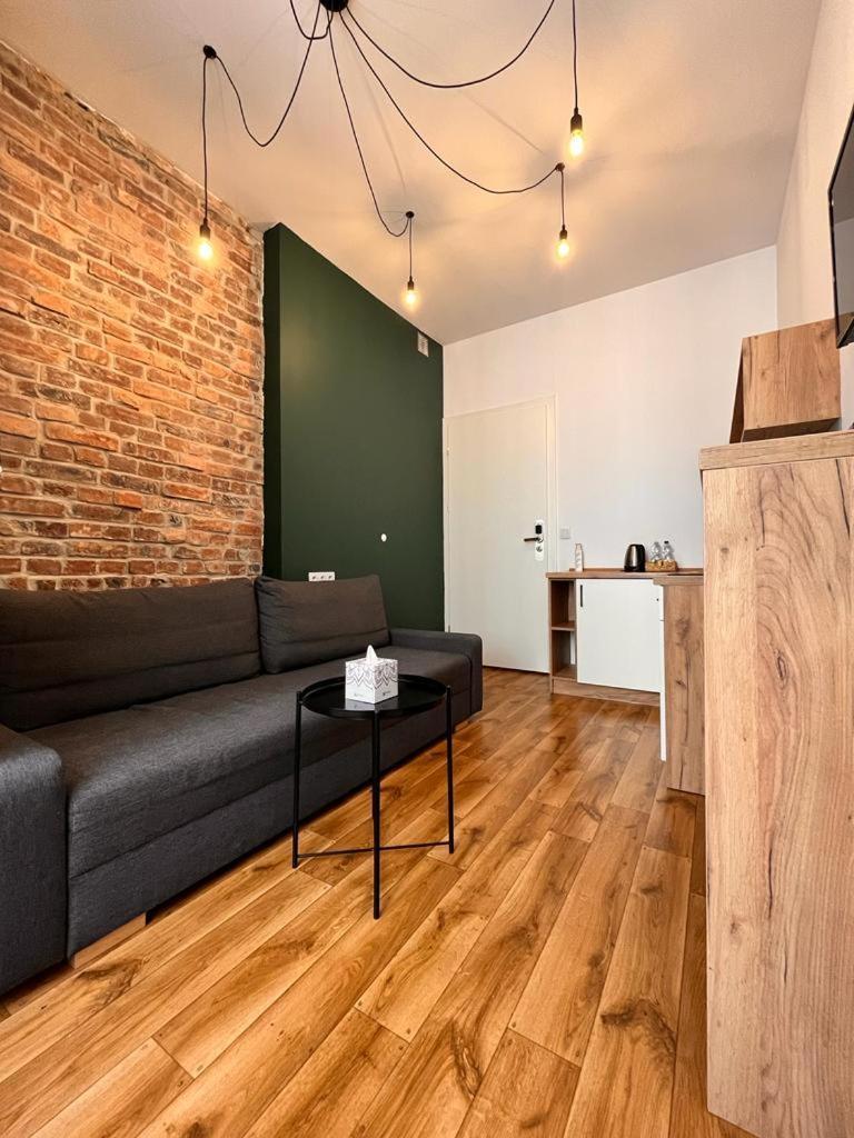 Apartamenty Centrum Dworzec Pkp Self Check-In 24H Катовіце Екстер'єр фото